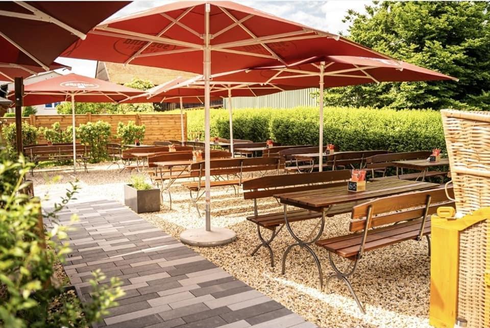 Rhoenblick Landhotel - Restaurant - Countrypub Petersberg  Eksteriør bilde