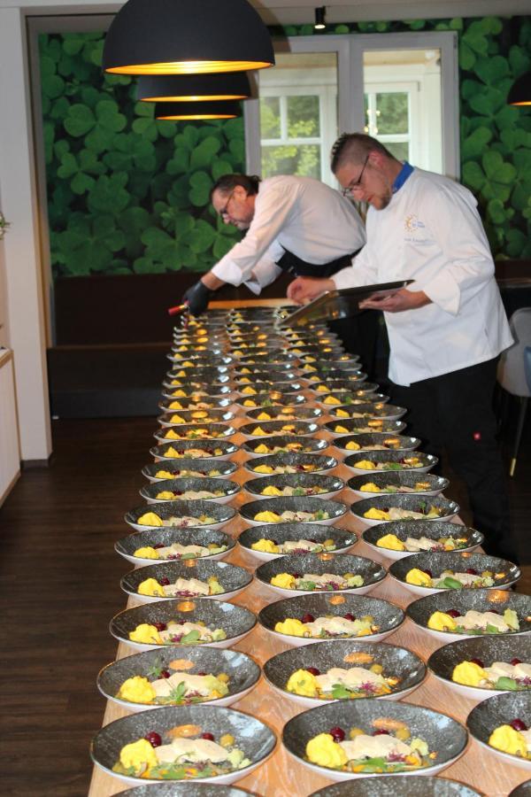 Rhoenblick Landhotel - Restaurant - Countrypub Petersberg  Eksteriør bilde