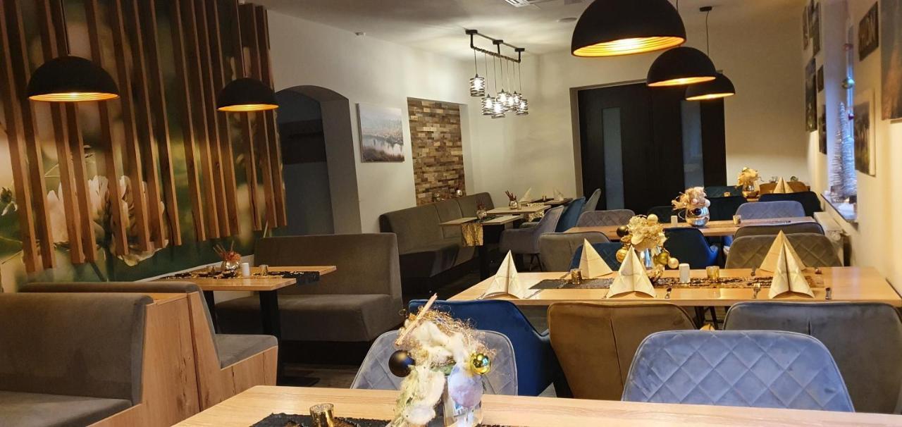 Rhoenblick Landhotel - Restaurant - Countrypub Petersberg  Eksteriør bilde